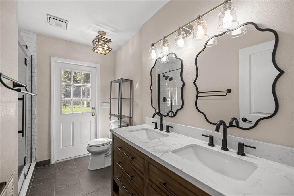 На продажу: $725,000 (4 спален, 3 ванн, 2576 Квадратных фут)