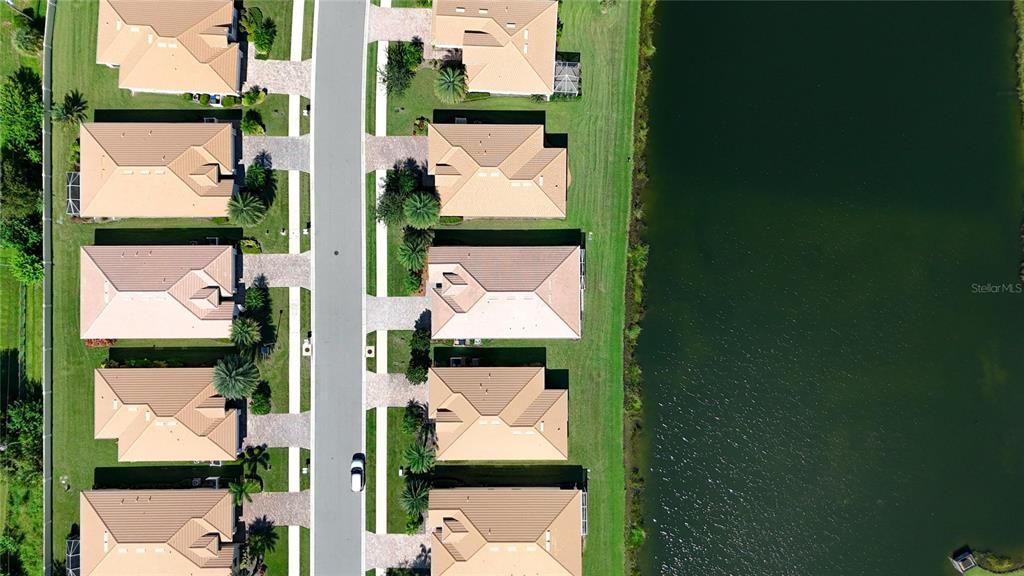 Activo con contrato: $350,000 (4 camas, 3 baños, 2035 Pies cuadrados)