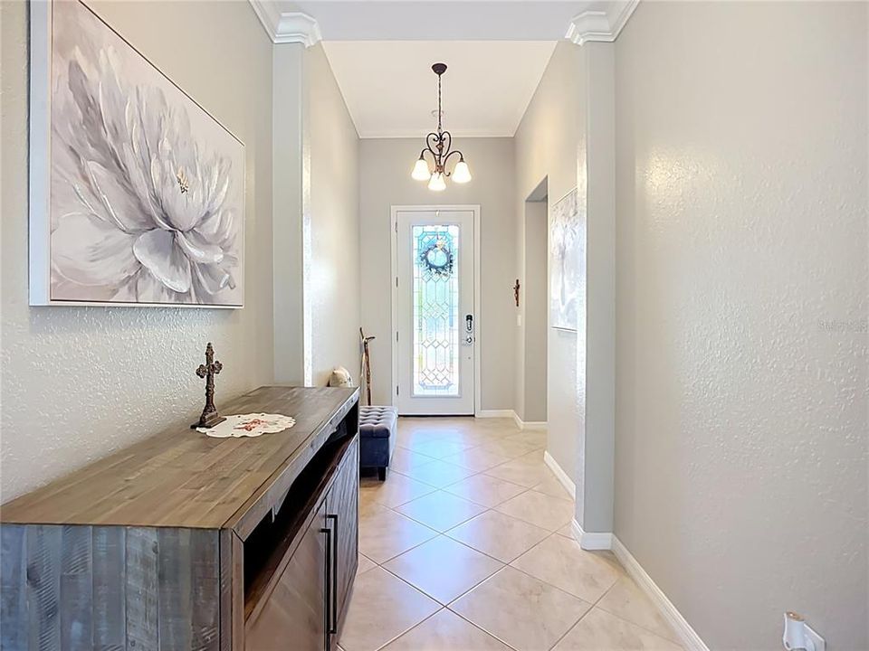 Activo con contrato: $350,000 (4 camas, 3 baños, 2035 Pies cuadrados)