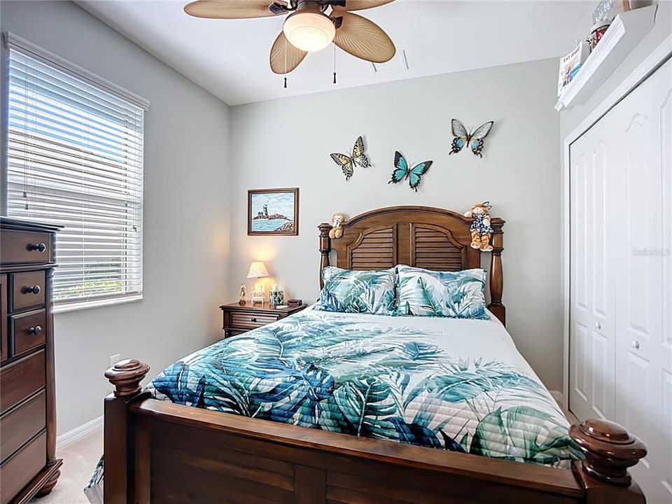 Activo con contrato: $350,000 (4 camas, 3 baños, 2035 Pies cuadrados)