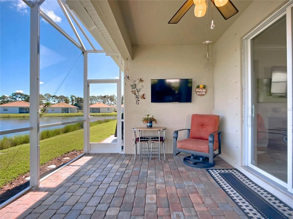 Activo con contrato: $350,000 (4 camas, 3 baños, 2035 Pies cuadrados)