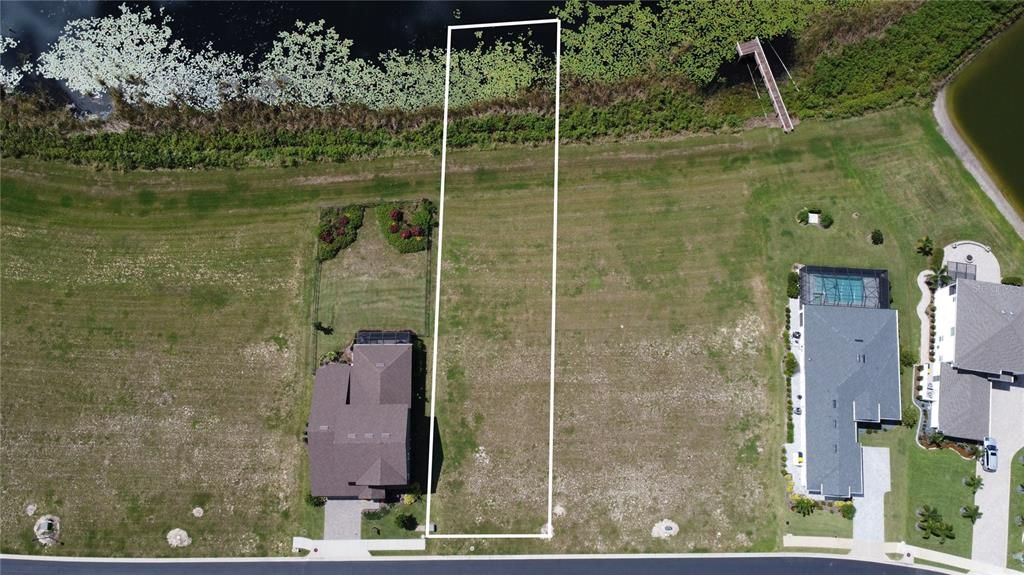 待售: $130,000 (0.38 acres)