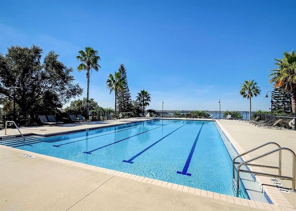 待售: $130,000 (0.38 acres)