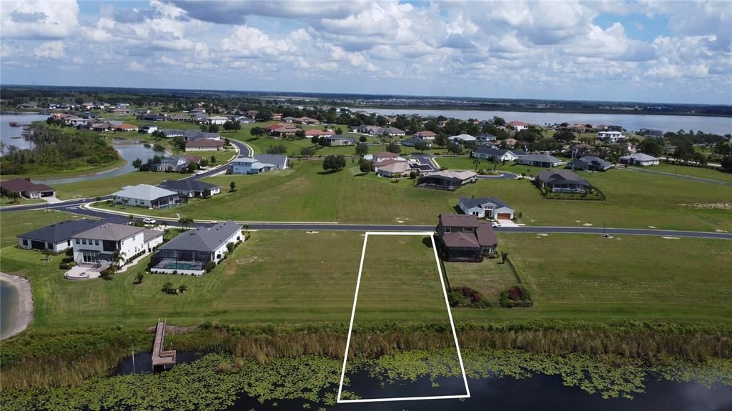 待售: $130,000 (0.38 acres)