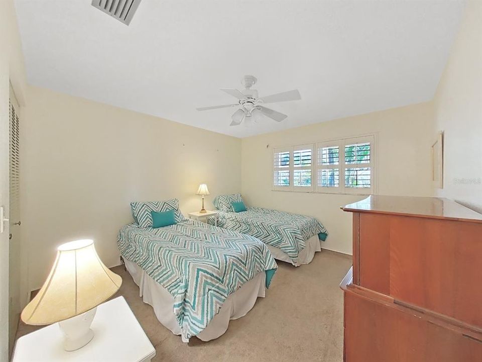 For Rent: $1,900 (2 beds, 2 baths, 1070 Square Feet)