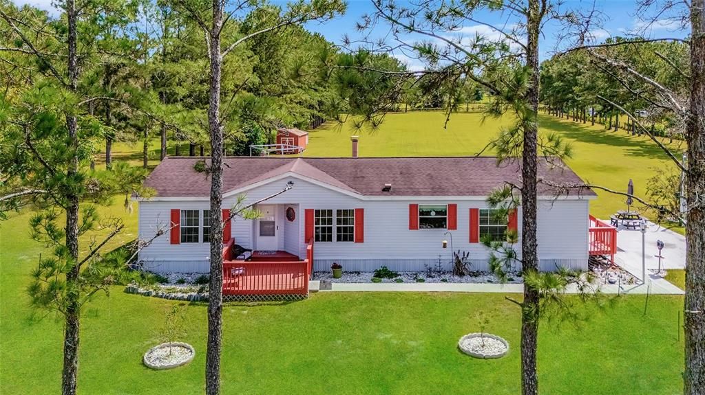 Recently Sold: $325,000 (3 beds, 2 baths, 1610 Square Feet)