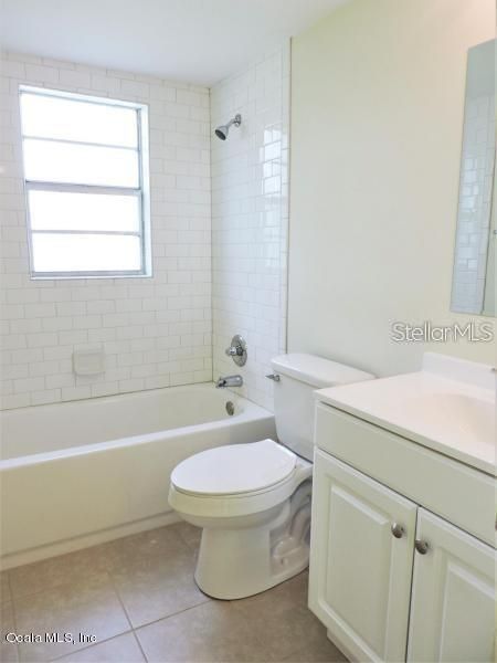 For Sale: $111,000 (2 beds, 1 baths, 891 Square Feet)