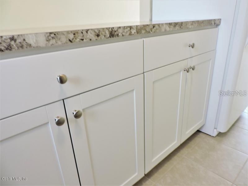 For Sale: $111,000 (2 beds, 1 baths, 891 Square Feet)