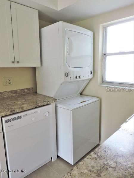 For Sale: $111,000 (2 beds, 1 baths, 891 Square Feet)