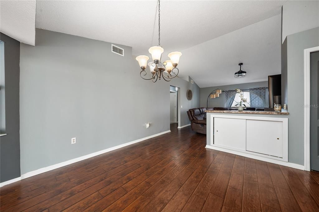 Active With Contract: $339,000 (3 beds, 2 baths, 1388 Square Feet)