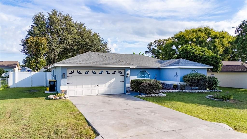 Active With Contract: $339,000 (3 beds, 2 baths, 1388 Square Feet)