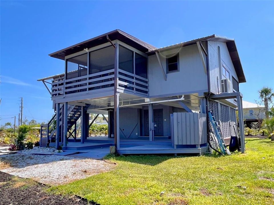 待售: $795,000 (2 贝兹, 2 浴室, 1056 平方英尺)