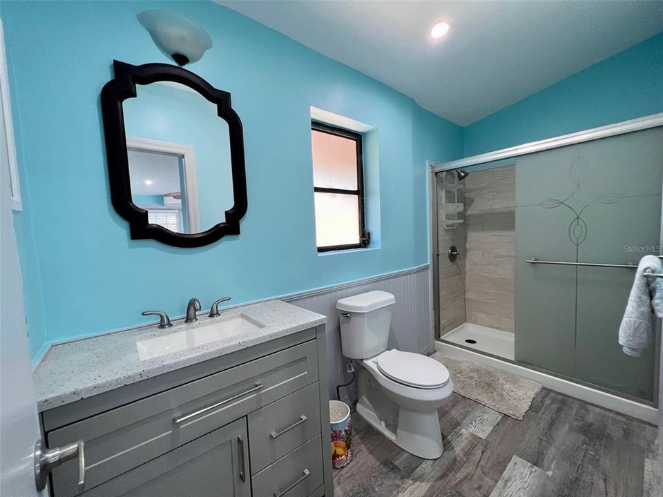 待售: $795,000 (2 贝兹, 2 浴室, 1056 平方英尺)