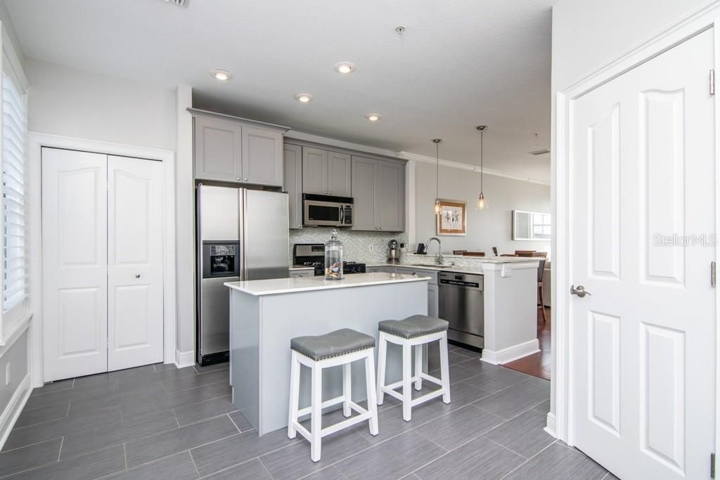 Active With Contract: $4,750 (3 beds, 2 baths, 2050 Square Feet)