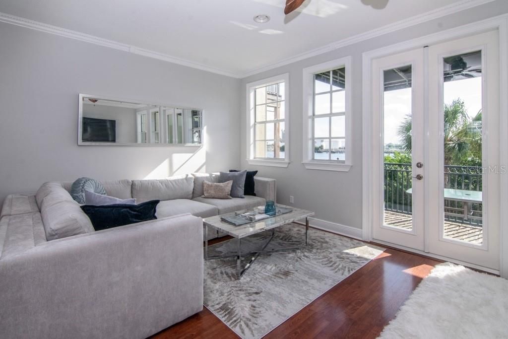 Active With Contract: $4,750 (3 beds, 2 baths, 2050 Square Feet)