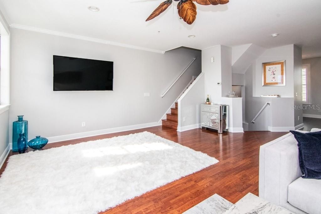 Active With Contract: $4,750 (3 beds, 2 baths, 2050 Square Feet)