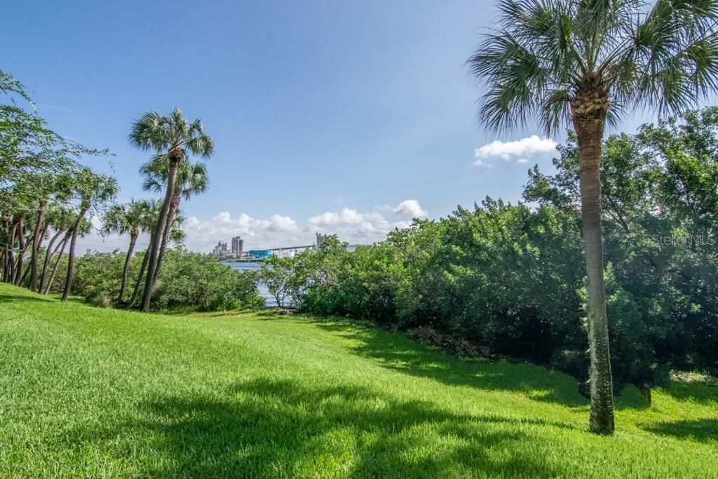 Active With Contract: $4,750 (3 beds, 2 baths, 2050 Square Feet)