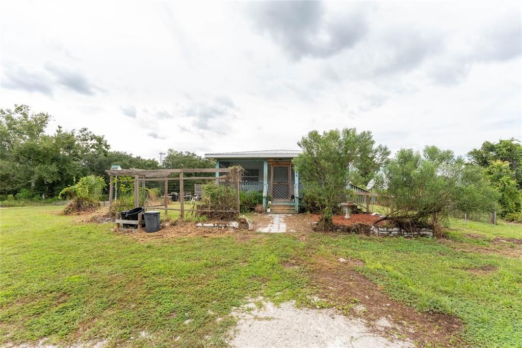 Recently Sold: $259,900 (2 beds, 2 baths, 864 Square Feet)