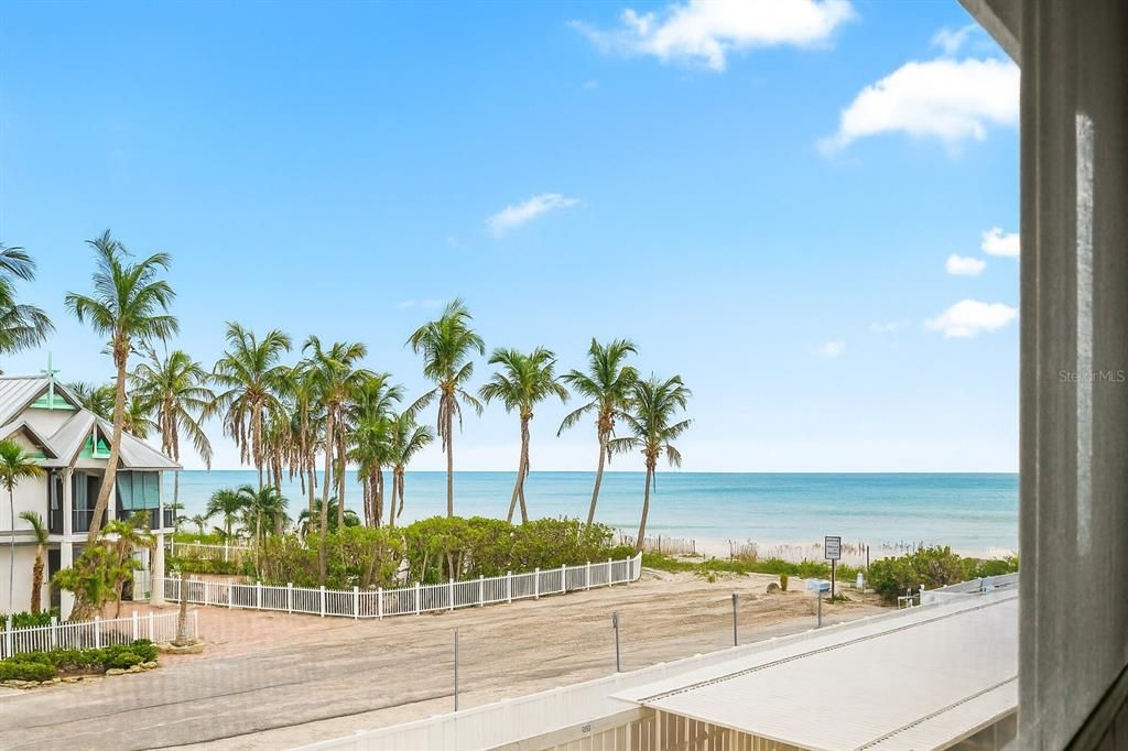 Activo con contrato: $650,000 (2 camas, 2 baños, 1169 Pies cuadrados)