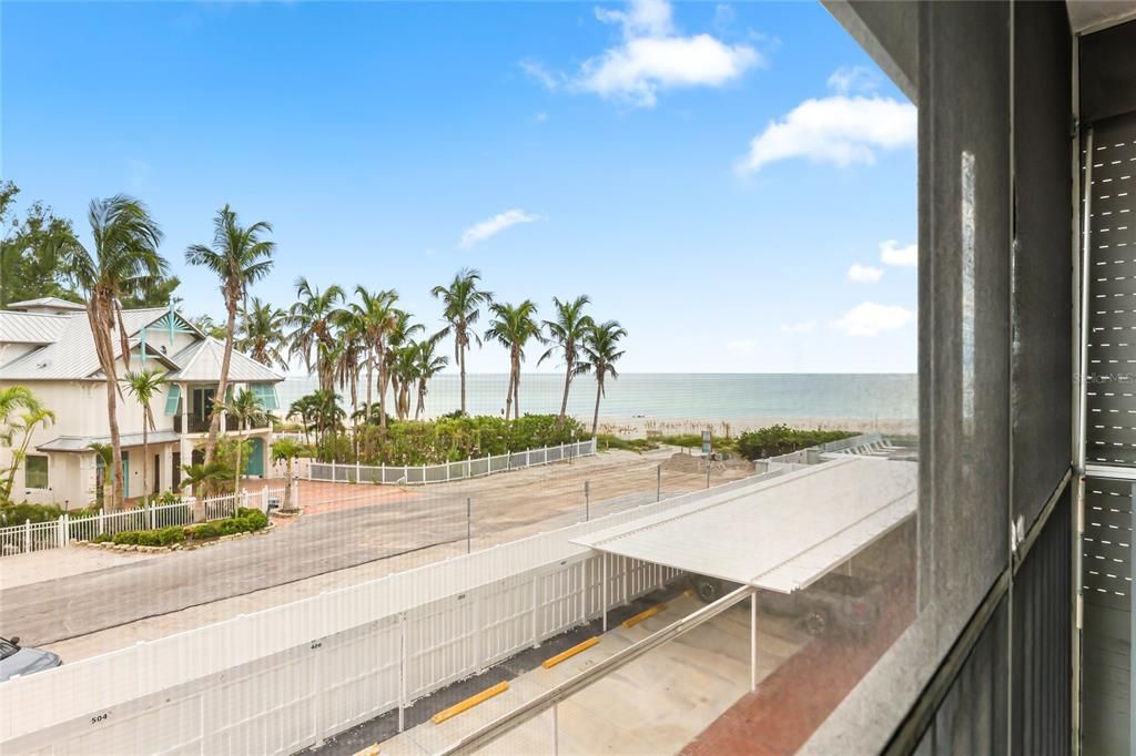 Activo con contrato: $650,000 (2 camas, 2 baños, 1169 Pies cuadrados)