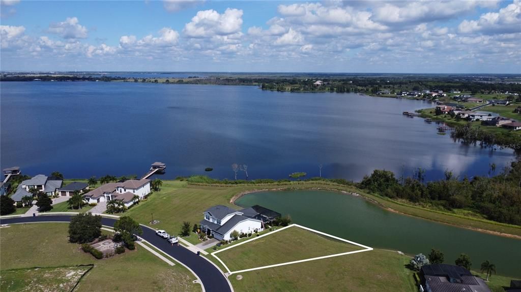 En Venta: $140,000 (0.27 acres)