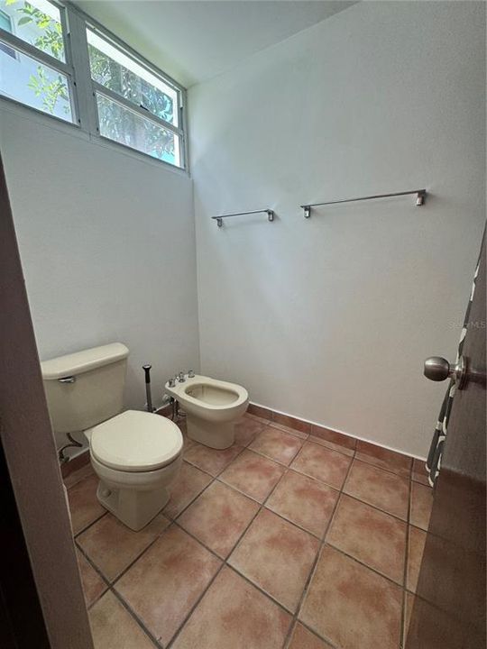 На продажу: $465,000 (3 спален, 2 ванн, 1573 Квадратных фут)