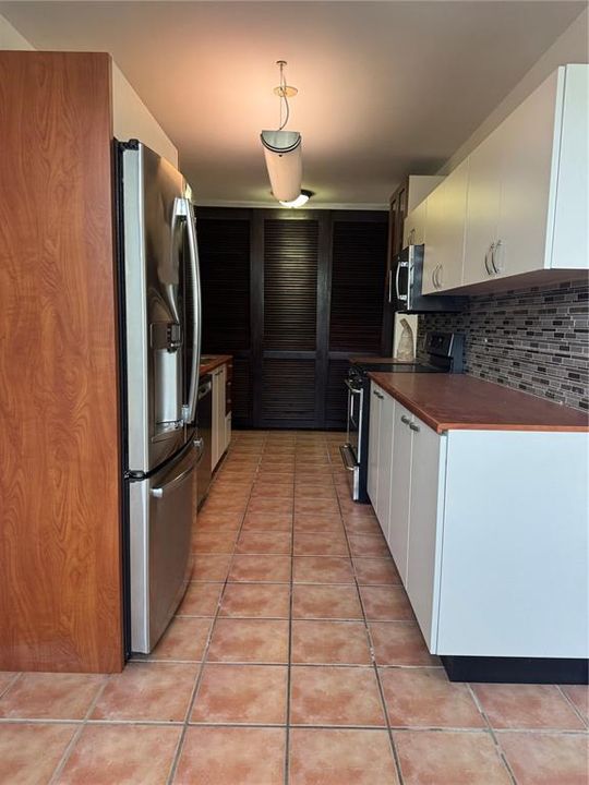 На продажу: $465,000 (3 спален, 2 ванн, 1573 Квадратных фут)