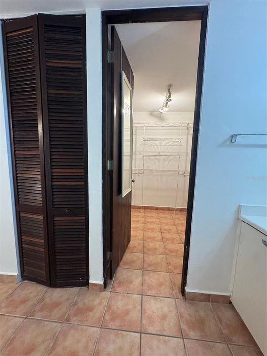 На продажу: $465,000 (3 спален, 2 ванн, 1573 Квадратных фут)