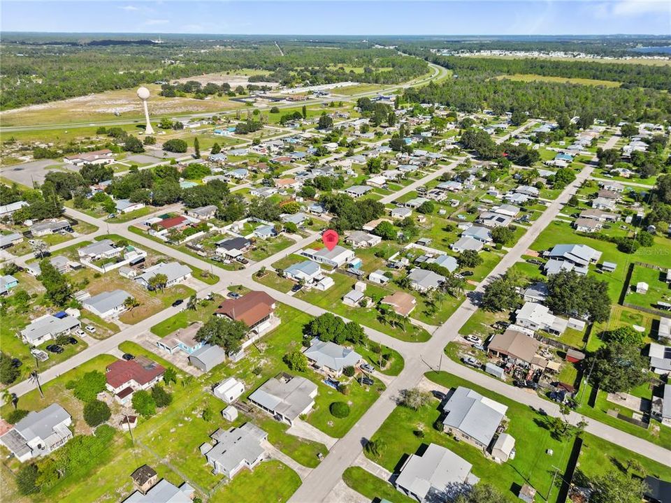 На продажу: $249,900 (4 спален, 2 ванн, 1640 Квадратных фут)