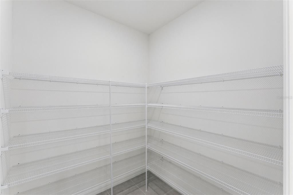 For Sale: $356,999 (4 beds, 2 baths, 1839 Square Feet)