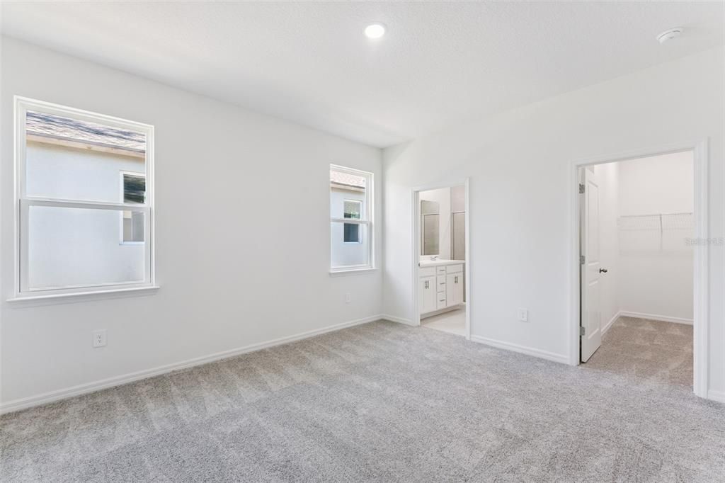 For Sale: $356,999 (4 beds, 2 baths, 1839 Square Feet)