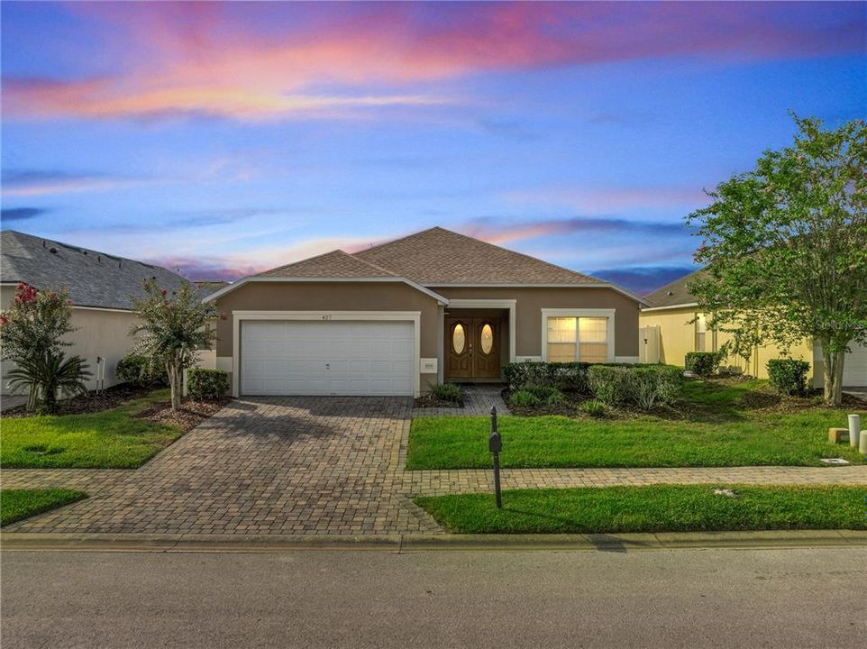 For Rent: $2,550 (4 beds, 3 baths, 1836 Square Feet)