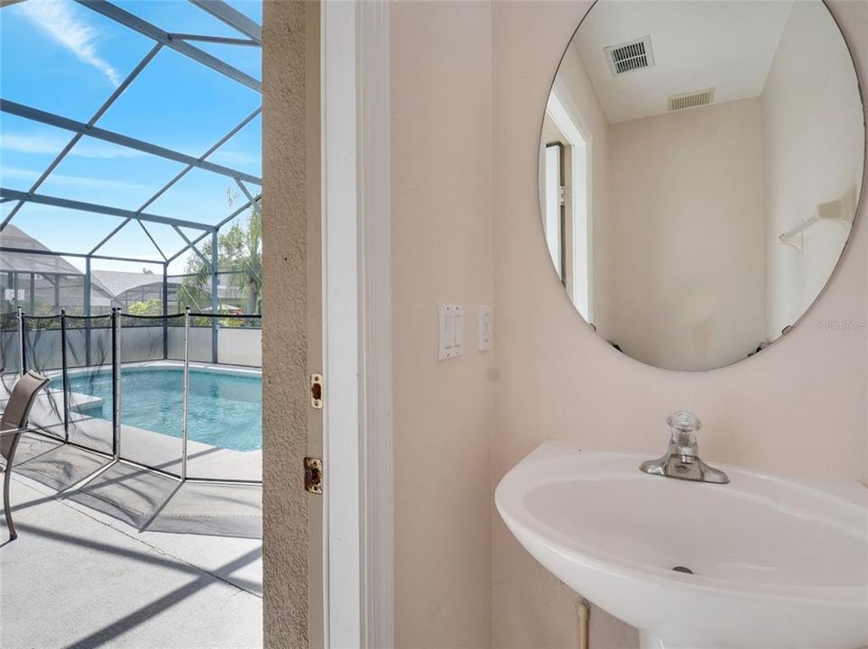 For Rent: $2,550 (4 beds, 3 baths, 1836 Square Feet)