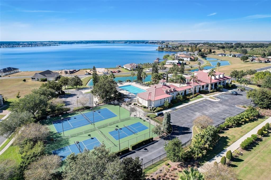 待售: $130,000 (0.21 acres)