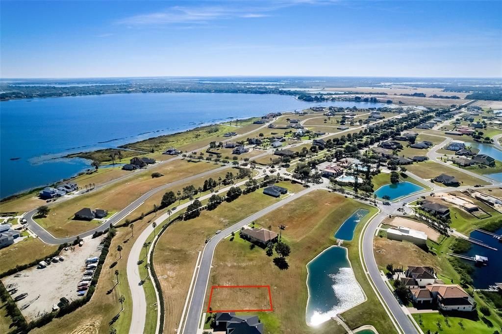 待售: $130,000 (0.21 acres)