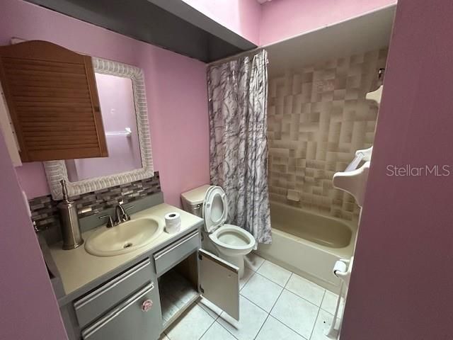 For Sale: $193,900 (2 beds, 2 baths, 1416 Square Feet)