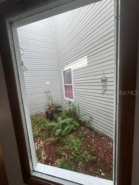 For Sale: $193,900 (2 beds, 2 baths, 1416 Square Feet)