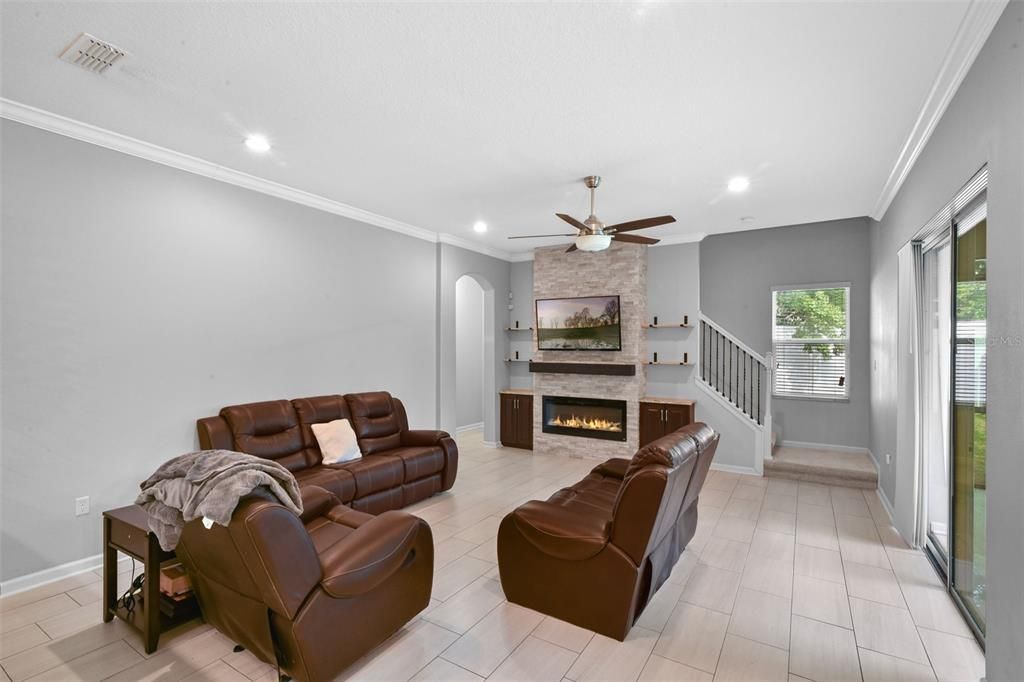 待售: $690,000 (4 贝兹, 3 浴室, 3485 平方英尺)