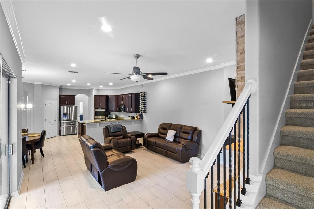 待售: $690,000 (4 贝兹, 3 浴室, 3485 平方英尺)