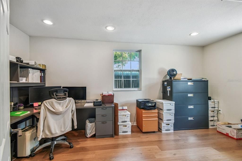 合同活跃: $975,000 (0 贝兹, 0 浴室, 2081 平方英尺)