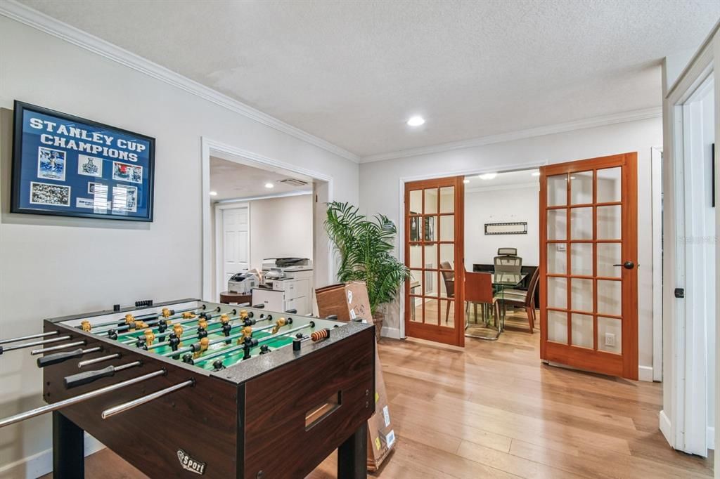 合同活跃: $975,000 (0 贝兹, 0 浴室, 2081 平方英尺)