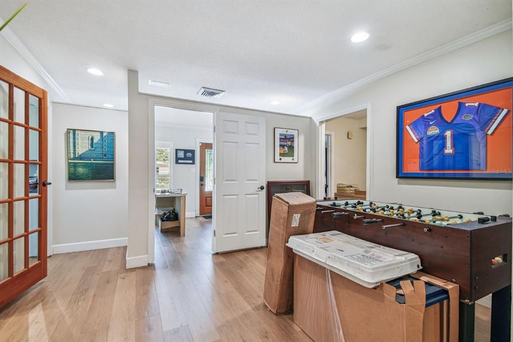 合同活跃: $975,000 (0 贝兹, 0 浴室, 2081 平方英尺)