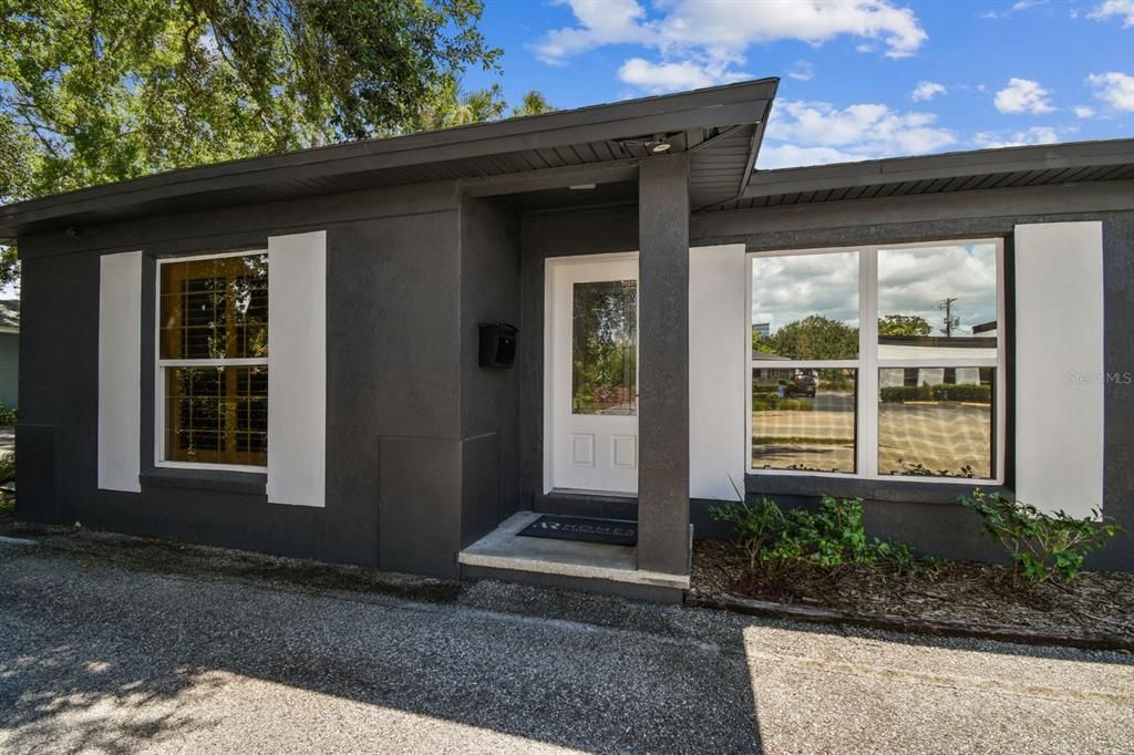 合同活跃: $975,000 (0 贝兹, 0 浴室, 2081 平方英尺)