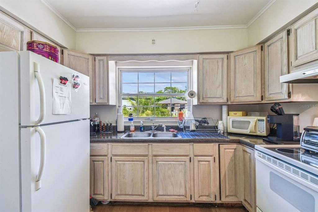 合同活跃: $975,000 (0 贝兹, 0 浴室, 2081 平方英尺)