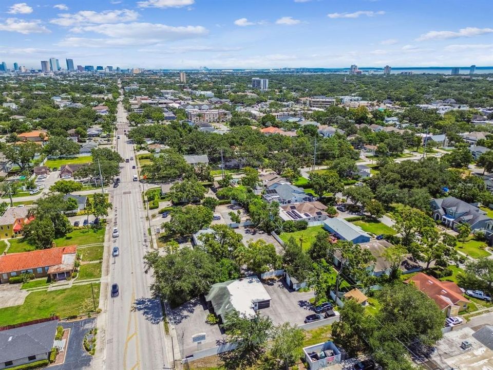 合同活跃: $975,000 (0 贝兹, 0 浴室, 2081 平方英尺)