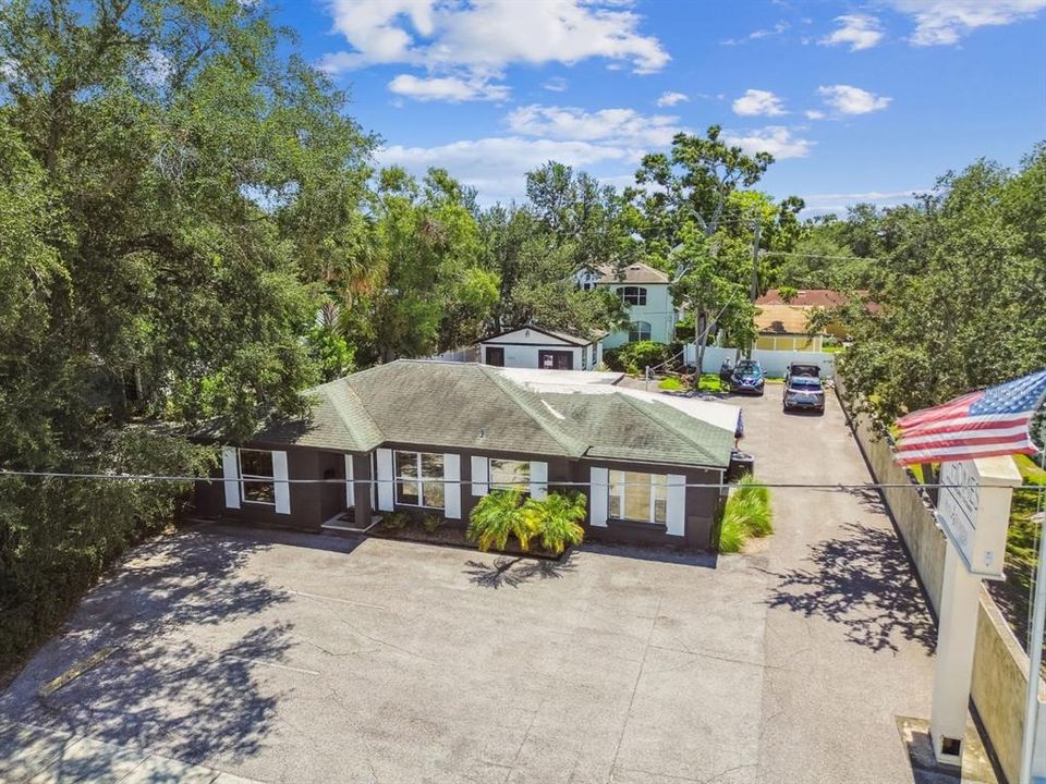 合同活跃: $975,000 (0 贝兹, 0 浴室, 2081 平方英尺)