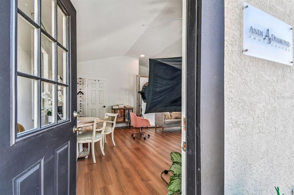 合同活跃: $975,000 (0 贝兹, 0 浴室, 2081 平方英尺)