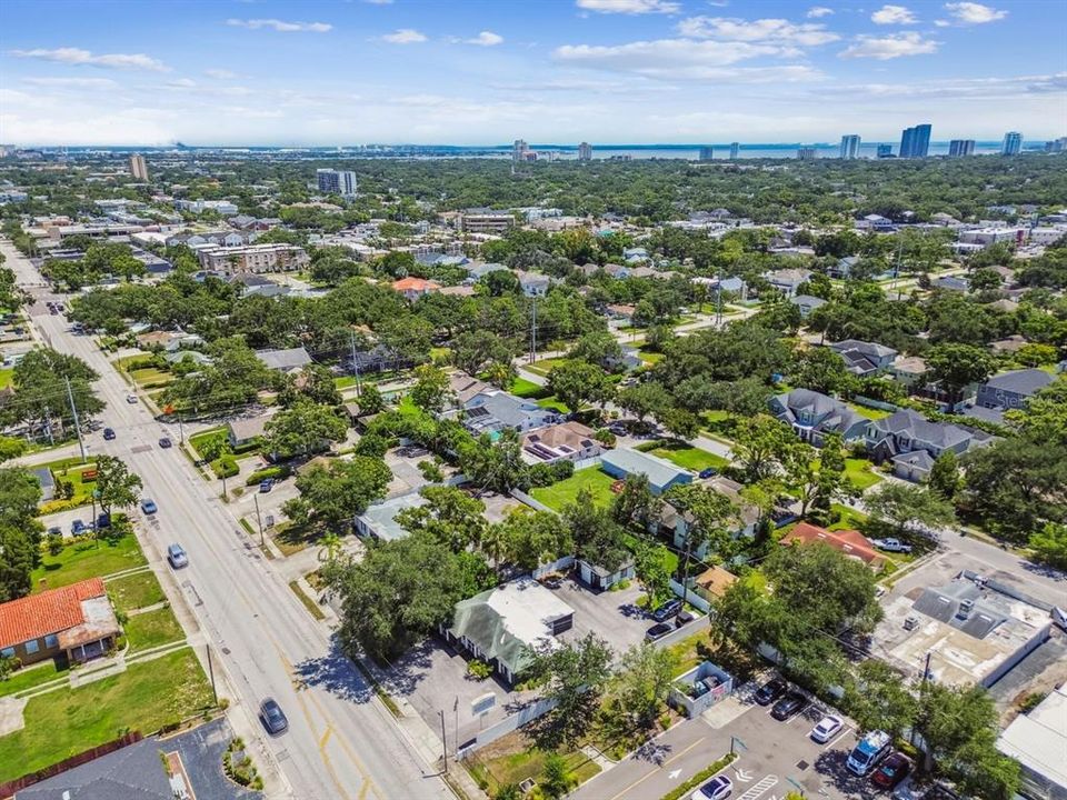 合同活跃: $975,000 (0 贝兹, 0 浴室, 2081 平方英尺)