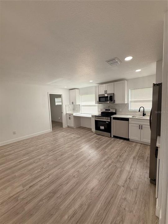 En Venta: $229,999 (3 camas, 2 baños, 1207 Pies cuadrados)