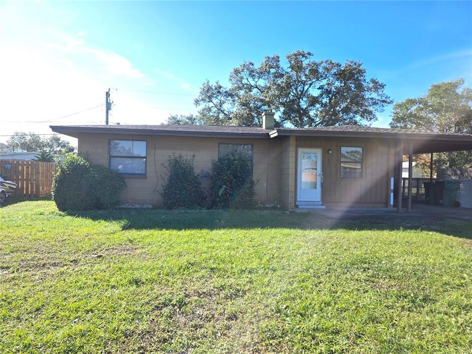 Recientemente alquilado: $1,550 (3 camas, 1 baños, 1014 Pies cuadrados)